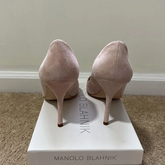 Manolo Blahnik Camelia suede heel with flower - Picture 3 of 7